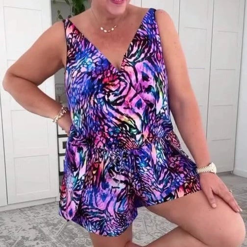 Heather - Luźny Strój Kąpielowy z Dekoltem w Serek