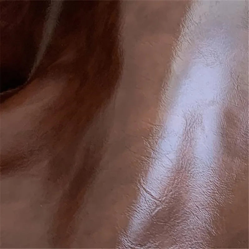 Elegancka brązowa torba tote o skórzanym wyglądzie