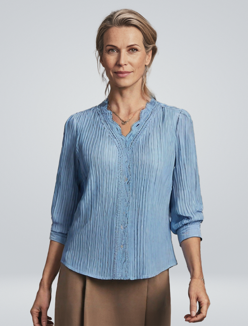 Maja | Bluzka z koronkowymi detalami