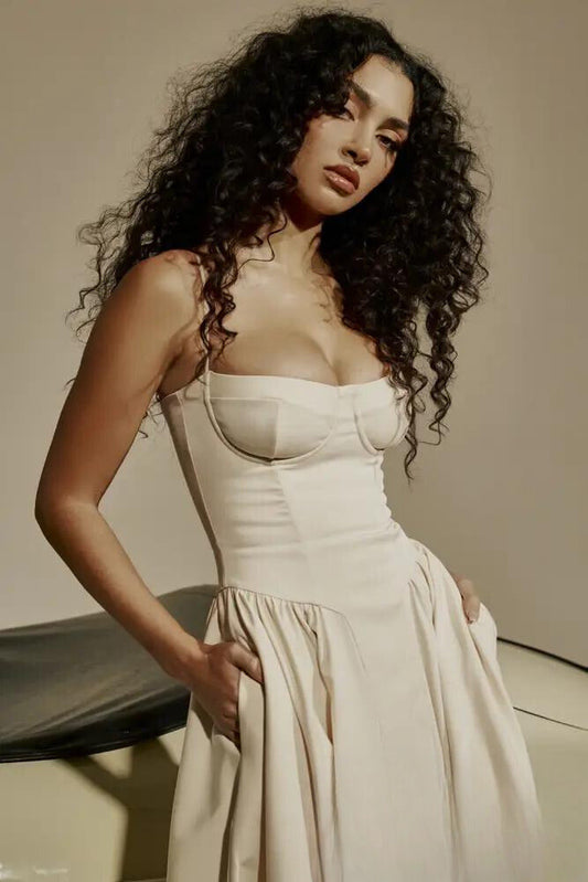 Omnia™ | Bezrękawowa Sukienka Midi z Dopasowaniem Korsetu