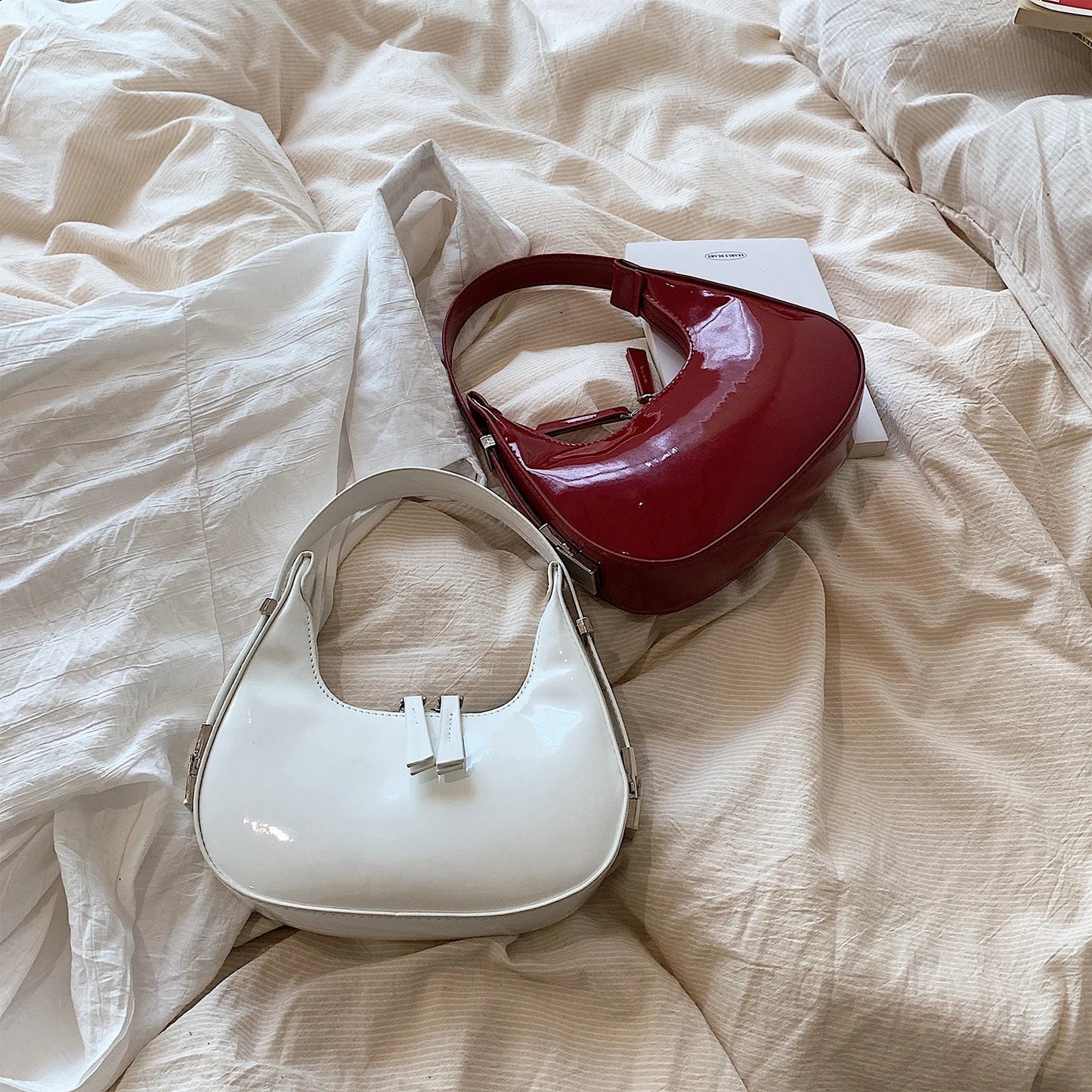 Vintage torebka w kształcie półksiężyca Bella™