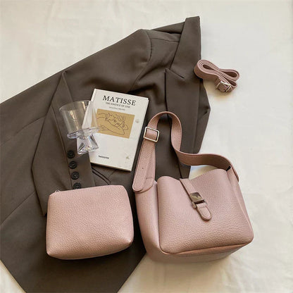 Iris™ – Nowoczesna torba typu bucket o skórzanym wyglądzie