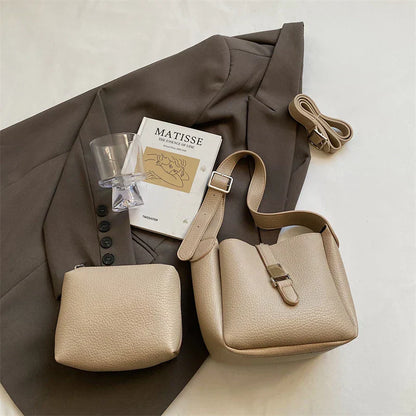 Iris™ – Nowoczesna torba typu bucket o skórzanym wyglądzie