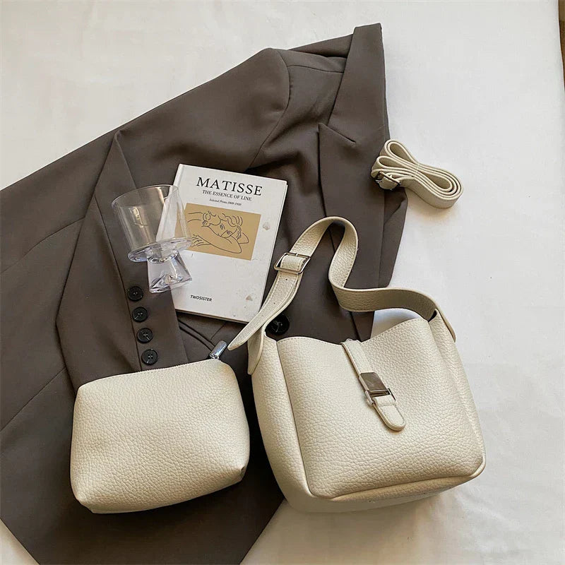 Iris™ – Nowoczesna torba typu bucket o skórzanym wyglądzie